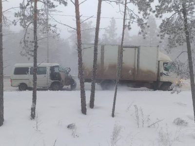 В Якутске за сутки зарегистрировали 12 ДТП. Пострадали два человека