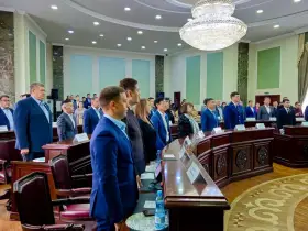 Прошла восьмая очередная сессия Якутской городской Думы