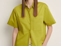 Рубашка с коротким рукавом и нагрудными карманами