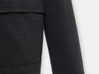 Куртка с накладными карманами