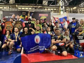 Победила дружба