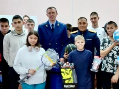 Офицеры следственного отдела по городу Нерюнгри навестили воспитанников детского дома
