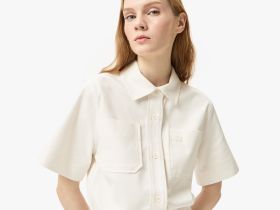 Женский комбинезон Lacoste классического кроя