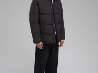 Утепленная куртка с воротником-стойкой