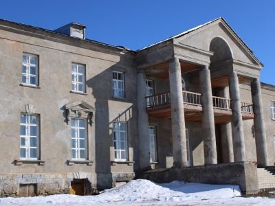 Дом владельцев завода графа П. П. Шувалова