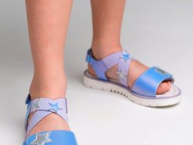 Сандалии для девочек