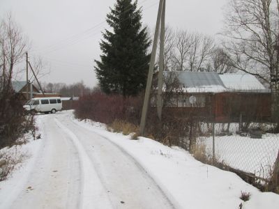 Памятное место, где  в 1942 г. действовала подпольная группа под руководством секретаря Знаменского РК ВЛКСМ   И. Филиппова, погибшего в борьбе с врагами