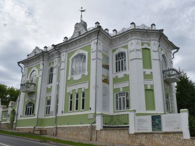 Дом, в котором в 1920-1940 гг. находился ЦИК Чувашской Автономной Области (Чувашской Автономной Советской Социалистической Республики)