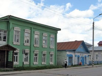 Комплекс жилых и торговых зданий