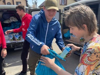 Молодежь Якутии продолжает оказывать поддержку семьям мобилизованных земляков