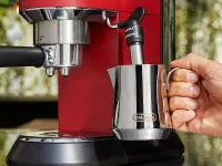 Кофеварка рожковая De'Longhi Dedica EC685.R (Red)