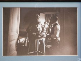 В Якутске открылась выставка «Эволюция образа Толстого: от Ге до Гинцбурга»