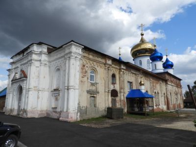 Ансамбль Тихвинского Богородицкого женского монастыря: Церковь Тихвинская. Трапезная