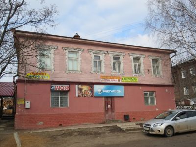Дом жилой с лавками