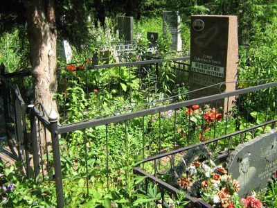 Могила - Меншутин Евгений Петрович (1922-1978), Герой Советского Союза