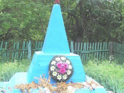 Братская могила советских воинов, погибших в период Сталинградской битвы