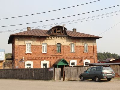 Дом жилой для служащих