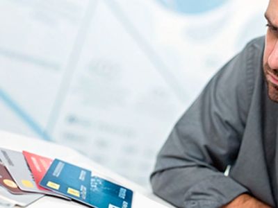 Как выбрать банковскую карту