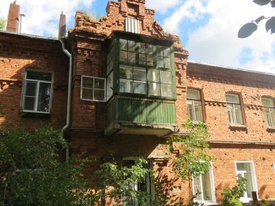 Флигель для эскадронных командиров Романовской слободы (двухэтажный)