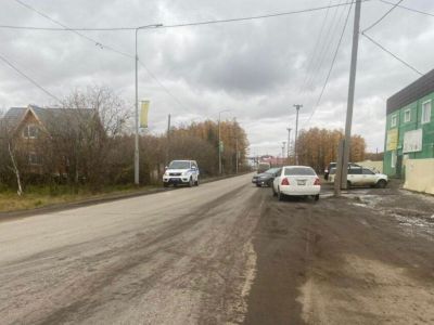 Пешехода госпитализировали после наезда автомобиля в Нюрбинском районе Якутии