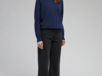 Джемпер свободного кроя