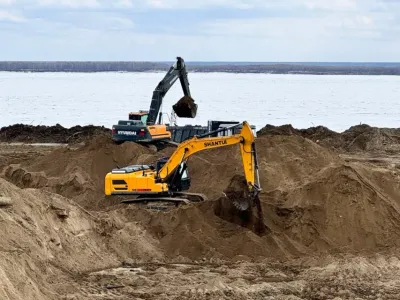 В Якутии строители Ленского моста готовятся к ледоходу