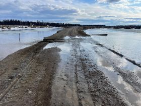 На трассе «Бетюн» в Амгинском районе закрыли движение из-за размыва