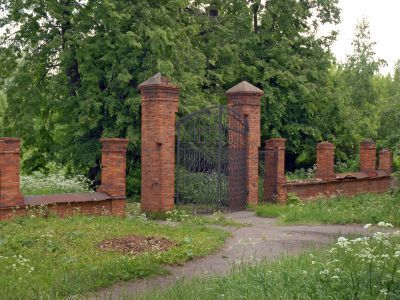 Ограда с воротами