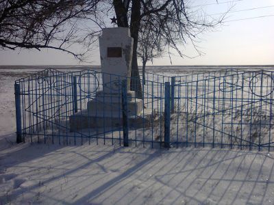 Обелиск погибшим воинам в годы Великой Отечественной вой