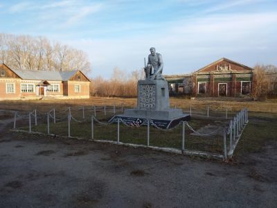 Памятник воинам, погибшим в годы Великой Отечественной войны (1941-1945 гг.)