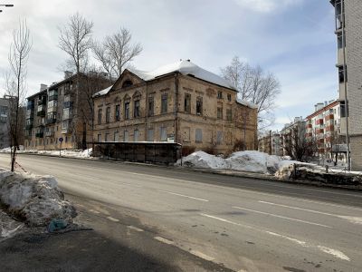 Дом общества "Мазут"