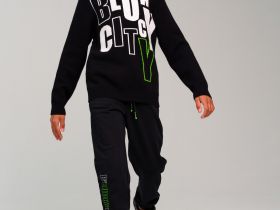 Джемпер трикотажный для мальчиков