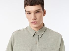 Мужская рубашка Lacoste на кнопках с большими нагрудными карманами