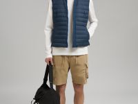 Стеганый пуховый жилет