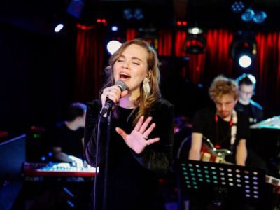 Билеты на Саша Алмазова и CoolGroove Bigband п/у Юрия Ковешникова (Джаз-клуб Игоря Бутмана) / Концерт | Афиша | ИнфоТаймс