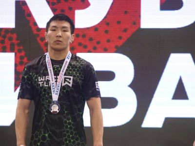 «Уверен, что победы скоро придут»: капитан сборной Якутии по вольной борьбе — о своей карьере