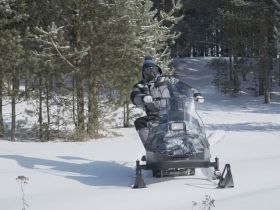 Снегоход БУРЛАК Егерь Центро Экспедитор
