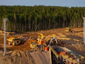 Ко Дню автомобилиста: cтальные мускулы карьера