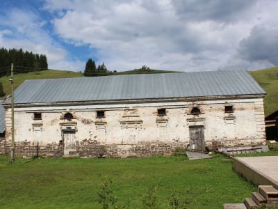 Магазин провиантный (хлебный амбар)