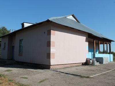 Верхнесъезженская сельская библиотека