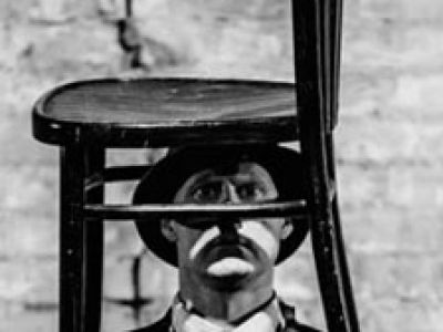 Стулья | Э. Ионеско