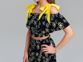 Комплект текстильный для девочек: топ, шорты