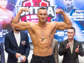 В Якутске провели медиа-взвешивание участников турнира «Битва за контракт»