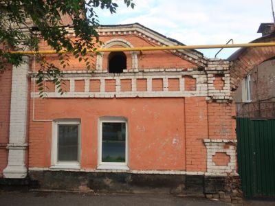 Флигель с лавкой