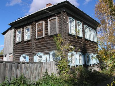 Деревянный дом в г. Таре