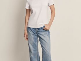 Футболка приталенного силуэта