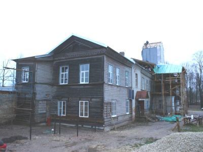 Монастырская больница с домовой церковью Св. Великомученика Пантелеймона