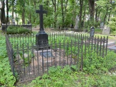 Могила Стрельникова Н.М. (1888-1939), композитора