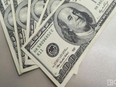 Курс доллара превышал 87 рублей впервые с 2024 года