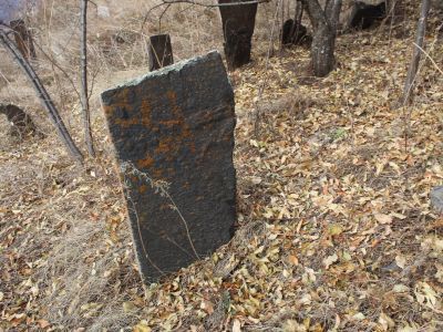 Могила Ангуты